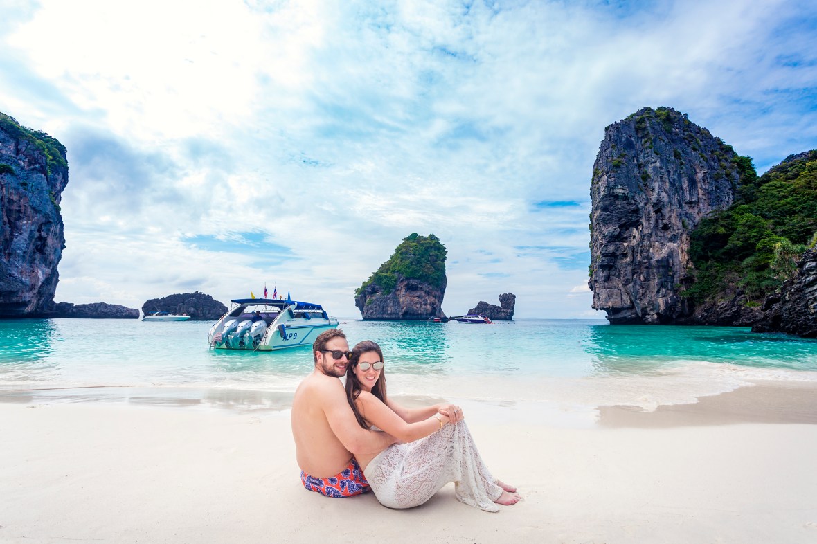 HONEYMOON PHOTOSHOOT AT PHIPHI KRABI Thailand