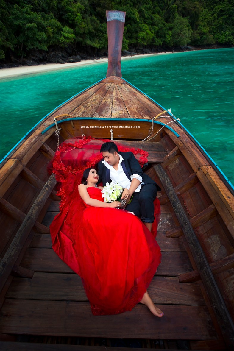 pre wedding photoshoot at PhiPhi island Krabi