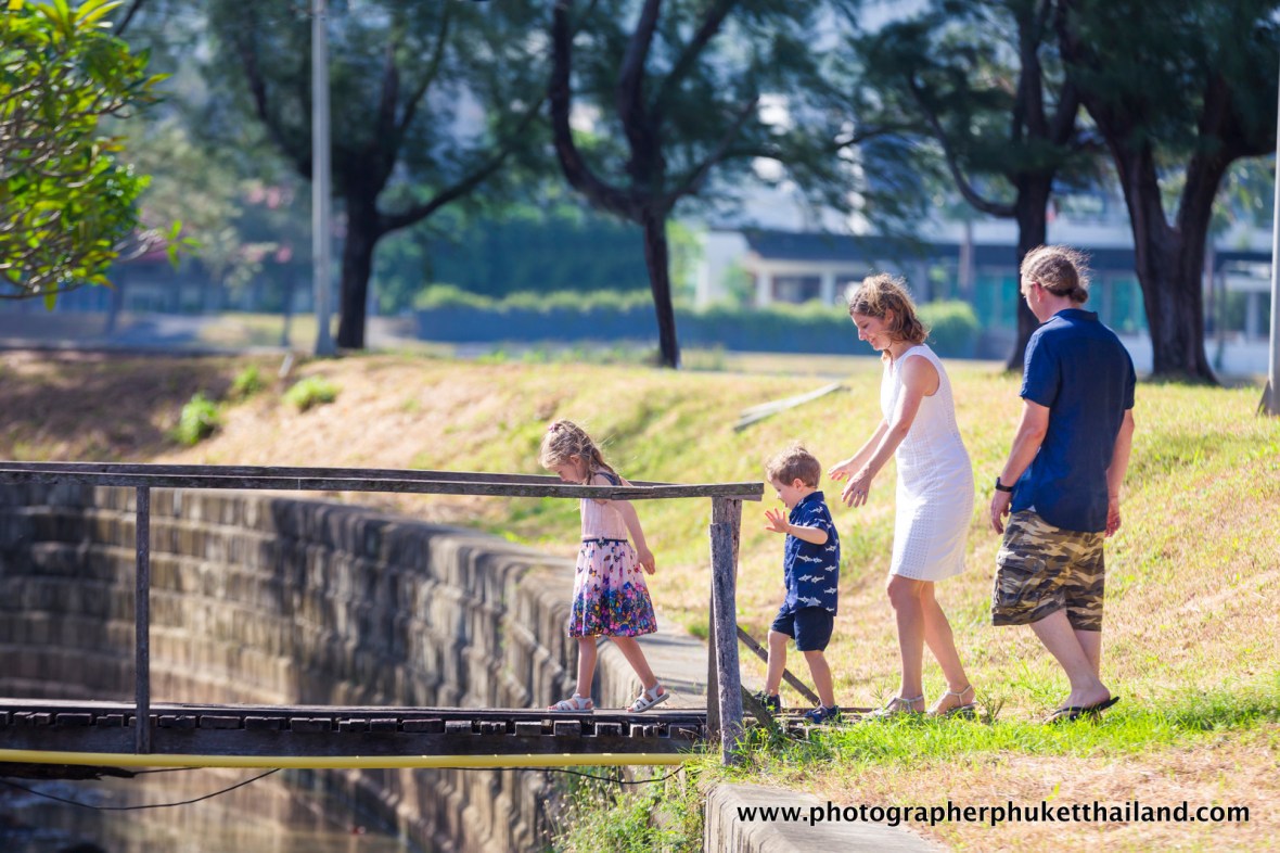 family photo session at phuket