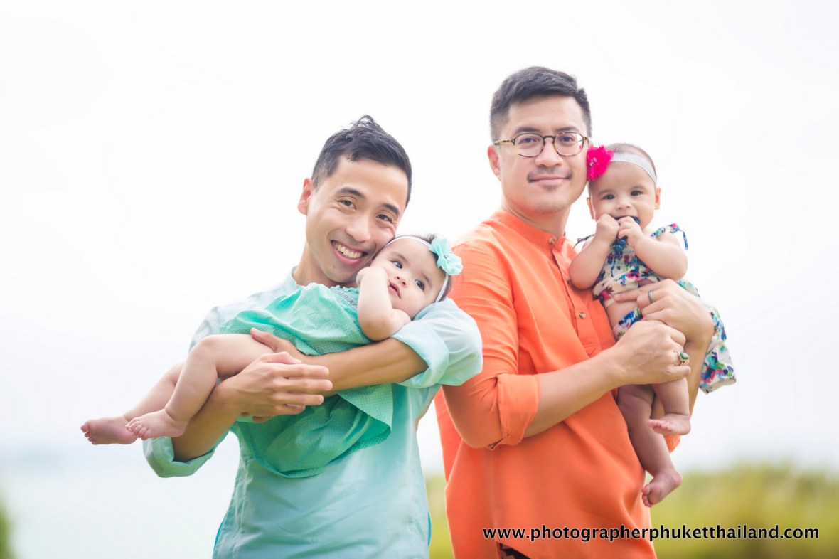 family photo session at como point yamu phuket