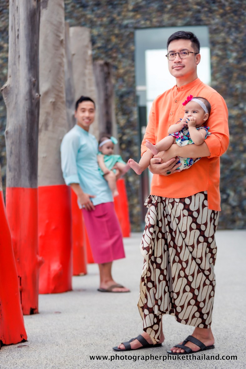 family photo session at como point yamu phuket