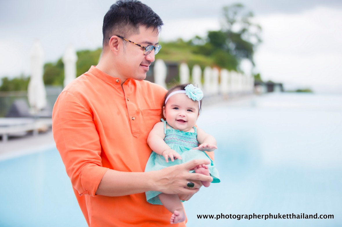 family photo session at como point yamu phuket