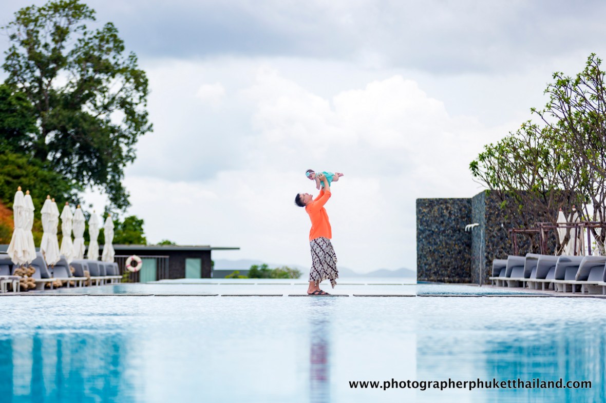 family photo session at como point yamu phuket