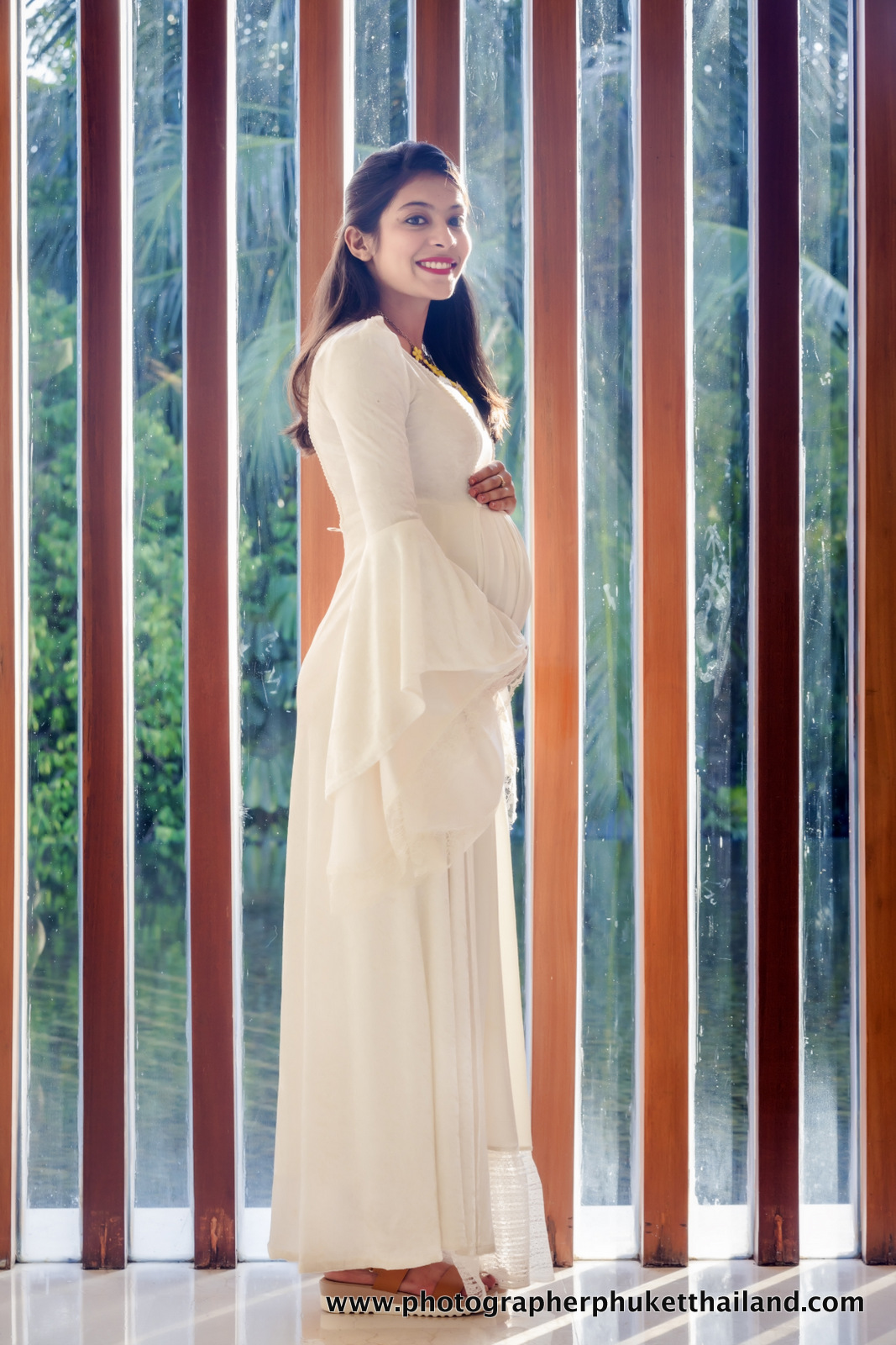 Maternity photography phuket