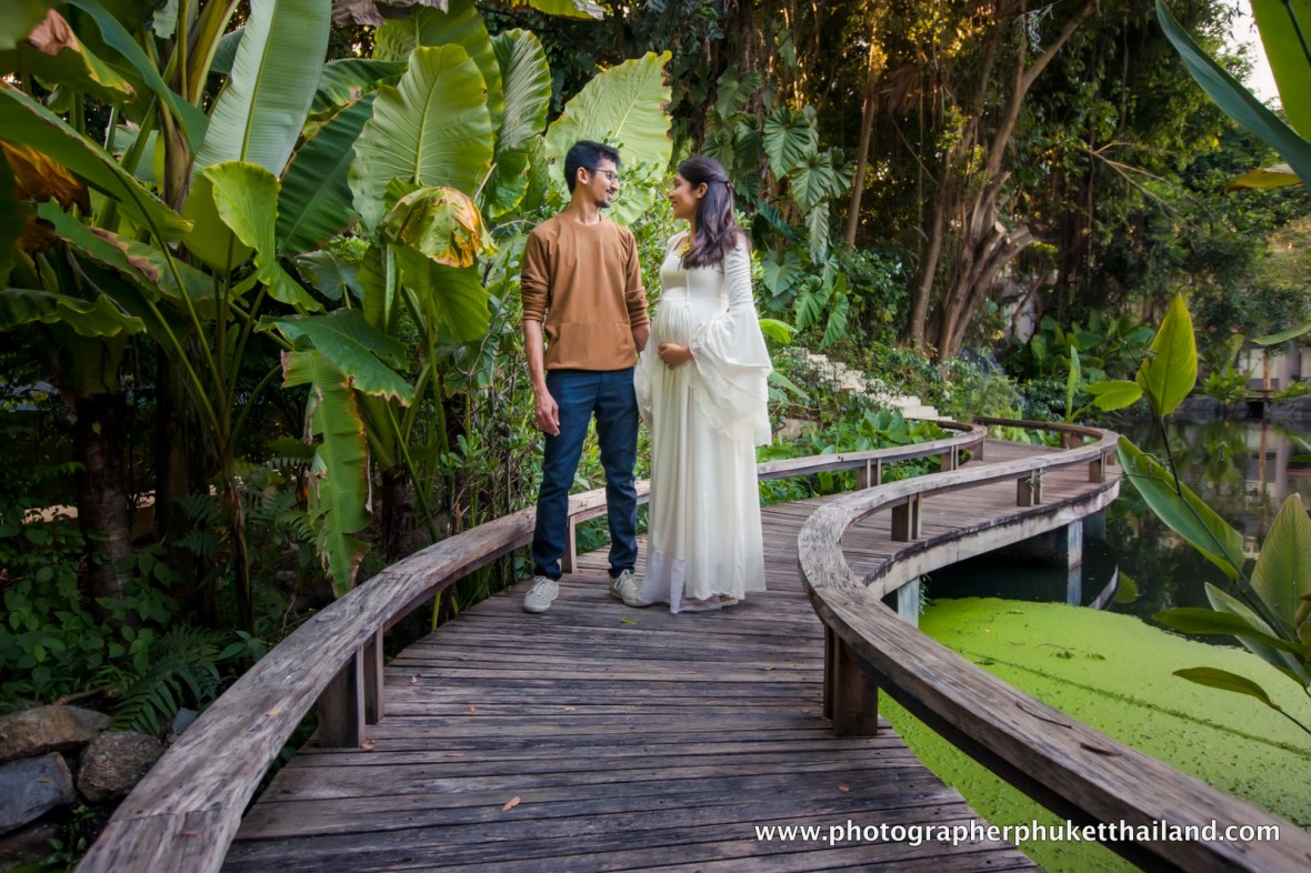 Maternity photography phuket