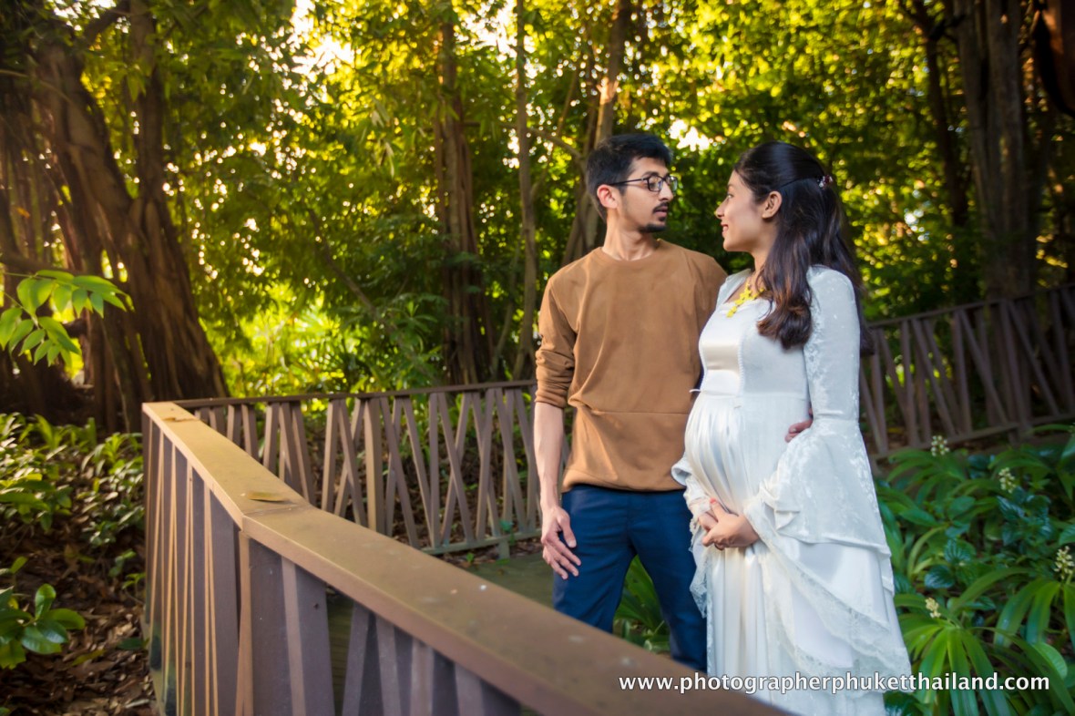 Maternity photography phuket