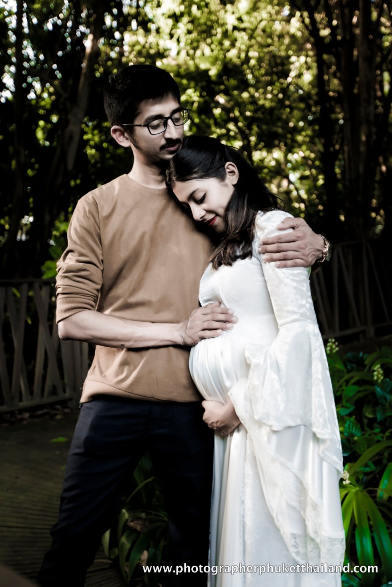 Maternity photography phuket
