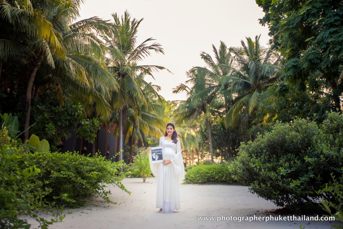 Maternity photography phuket