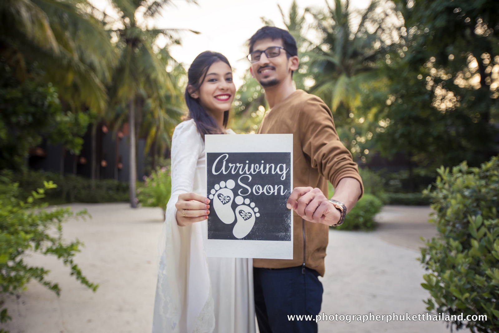 Maternity photography phuket