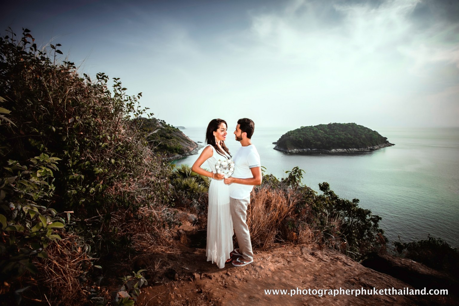 Honeymoon couple photoshoot at windmill viewpoint phuket thailand