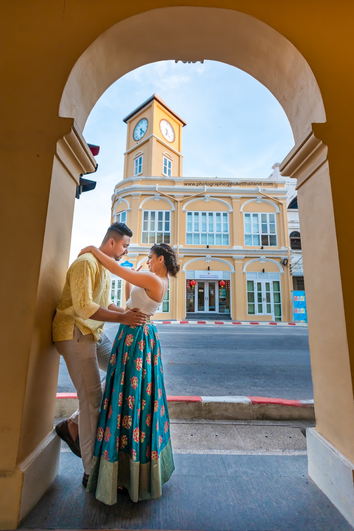 engagement photoshoot at Old phuket town