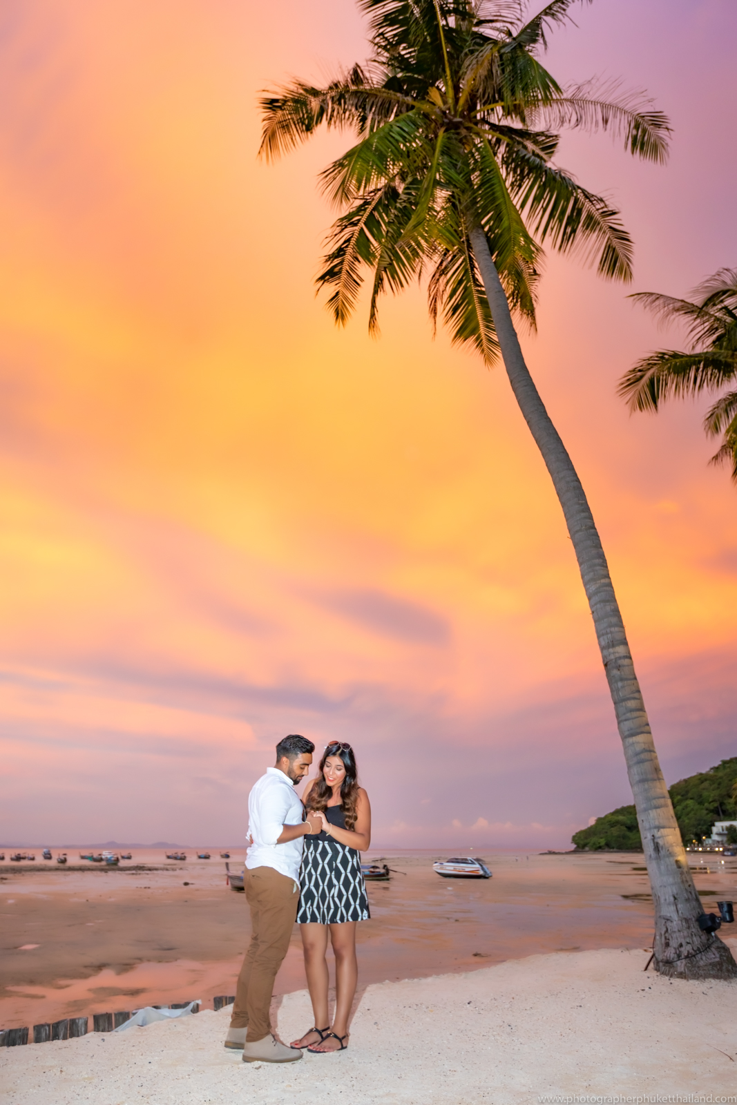 marriage proposal photoshoot at Saii Phi Phi island Village