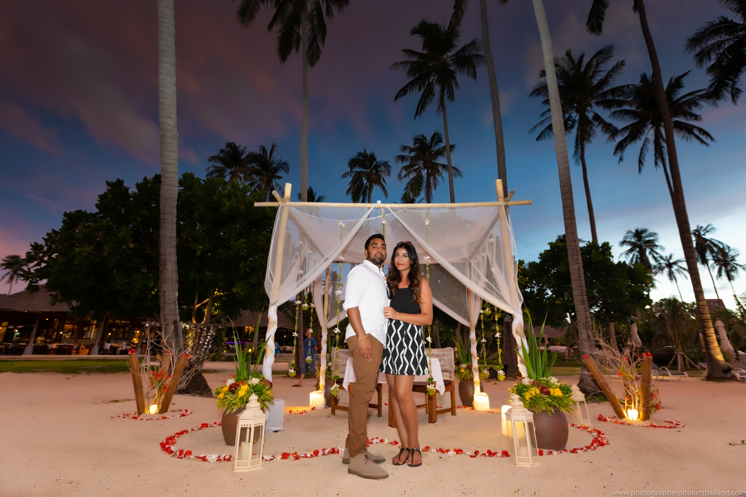 marriage proposal photoshoot at Saii Phi Phi island Village