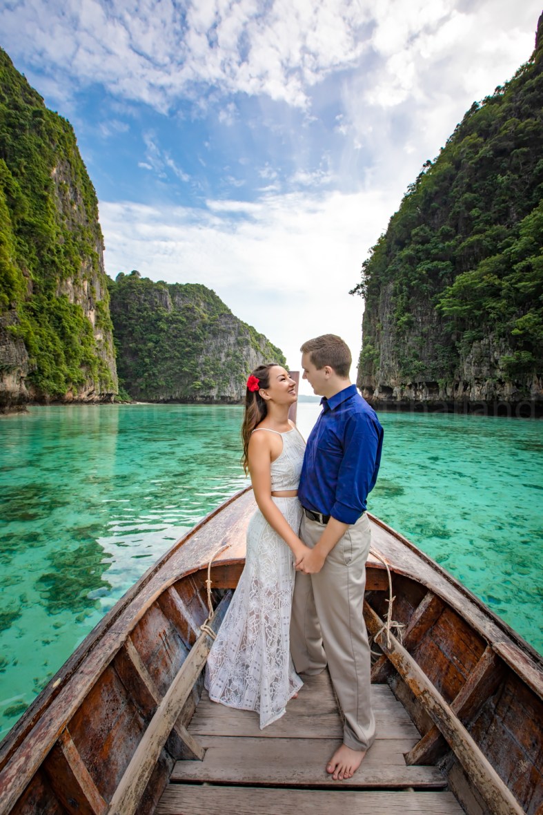 phi phi engagement photography