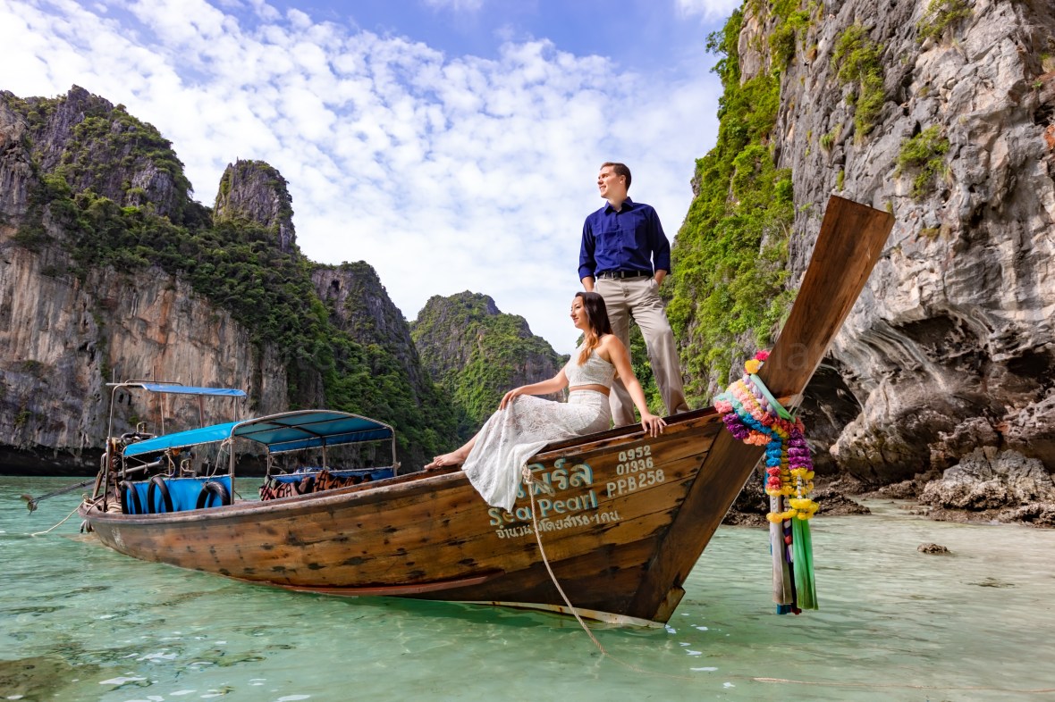 phi phi engagement photography