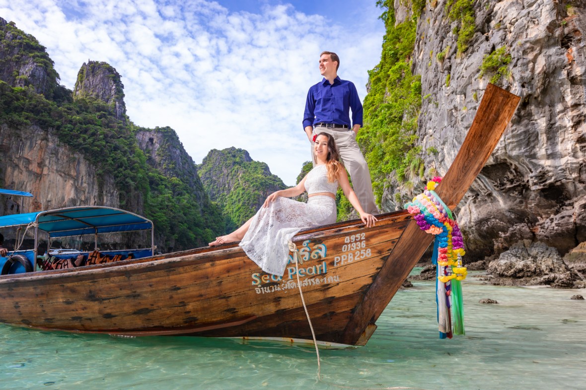 phi phi engagement photography