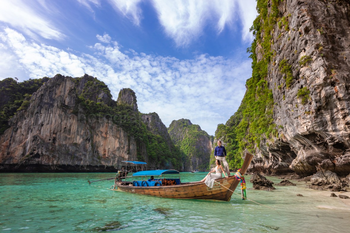 phi phi engagement photography