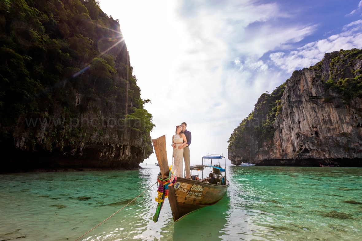 phi phi engagement photography
