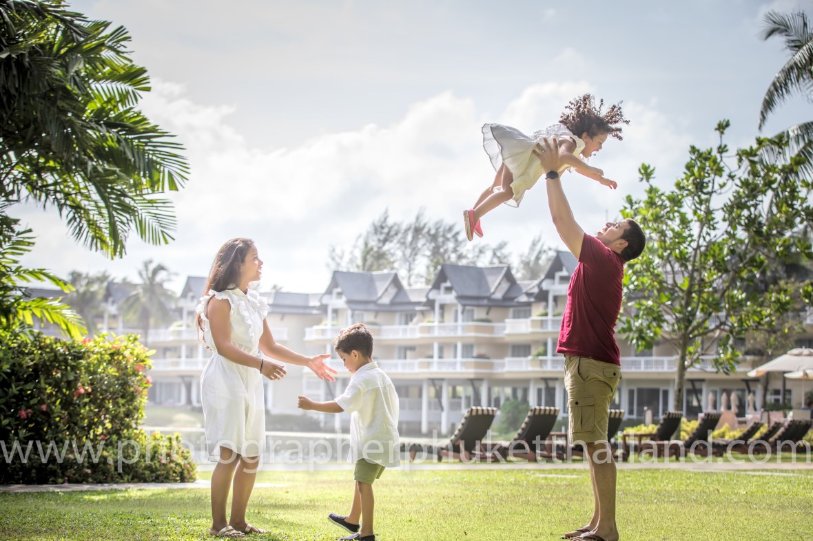 family photoshoot at angsana phuket