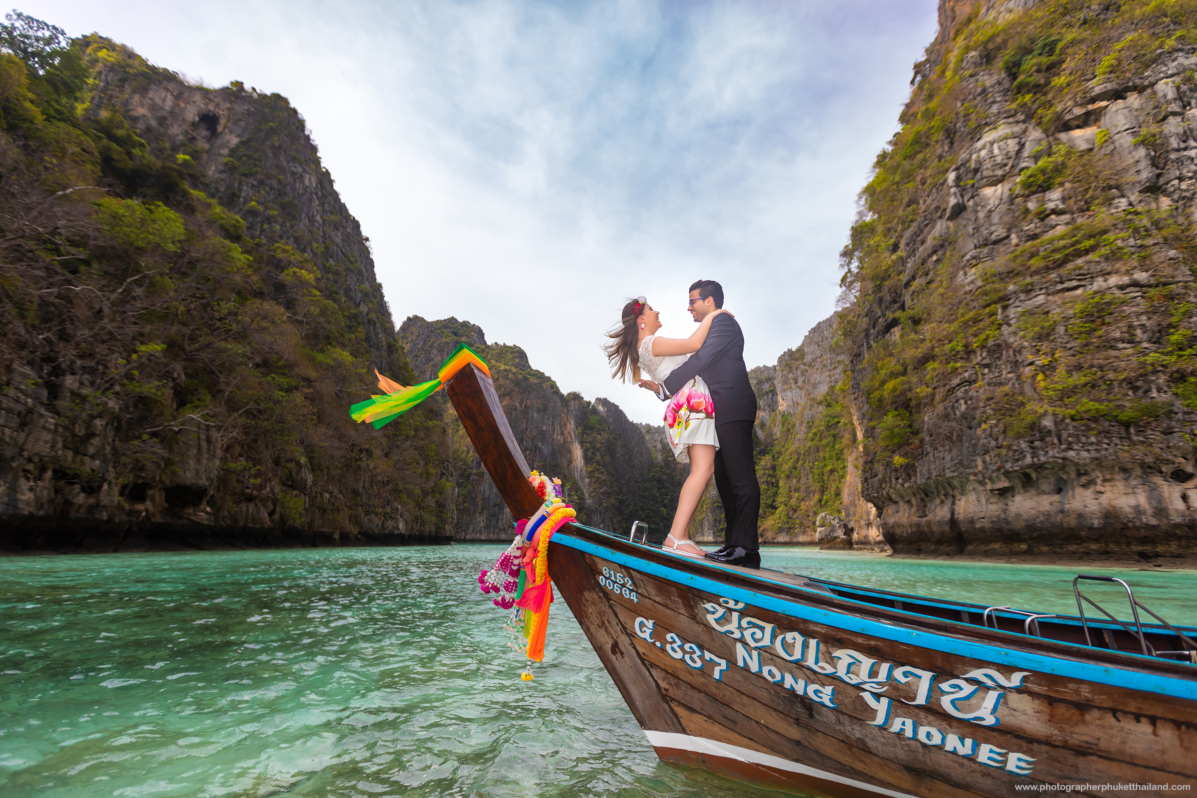 phi phi pre wedding photoshoot by phuket photographer