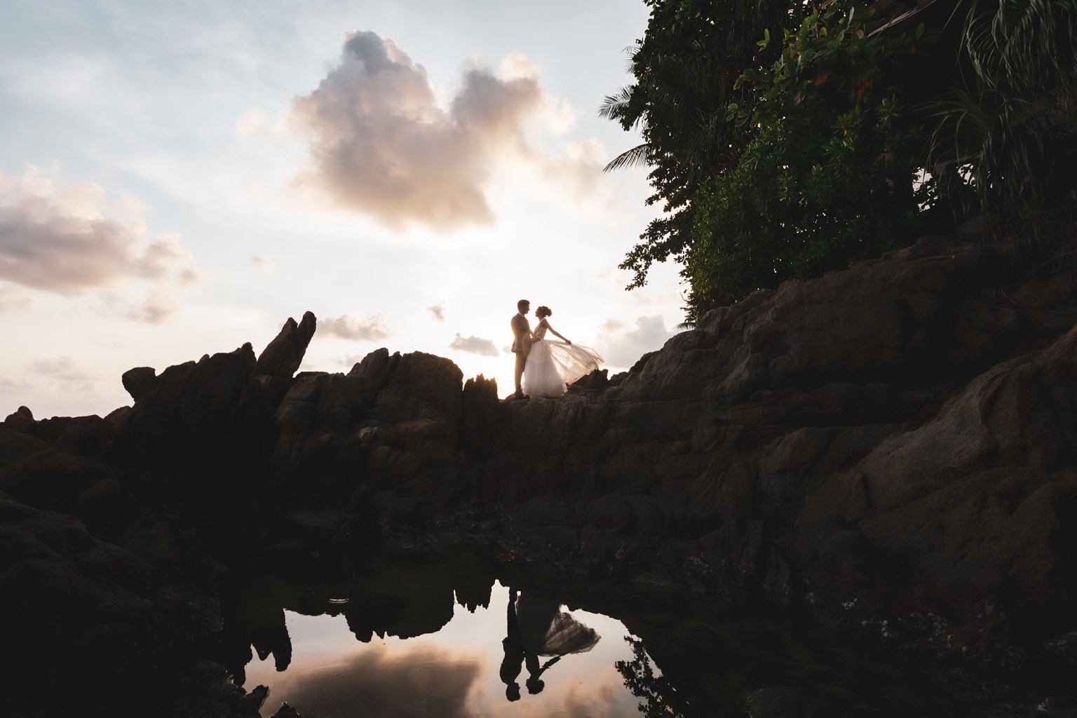 pre wedding photoshoot at kalim beach phuket