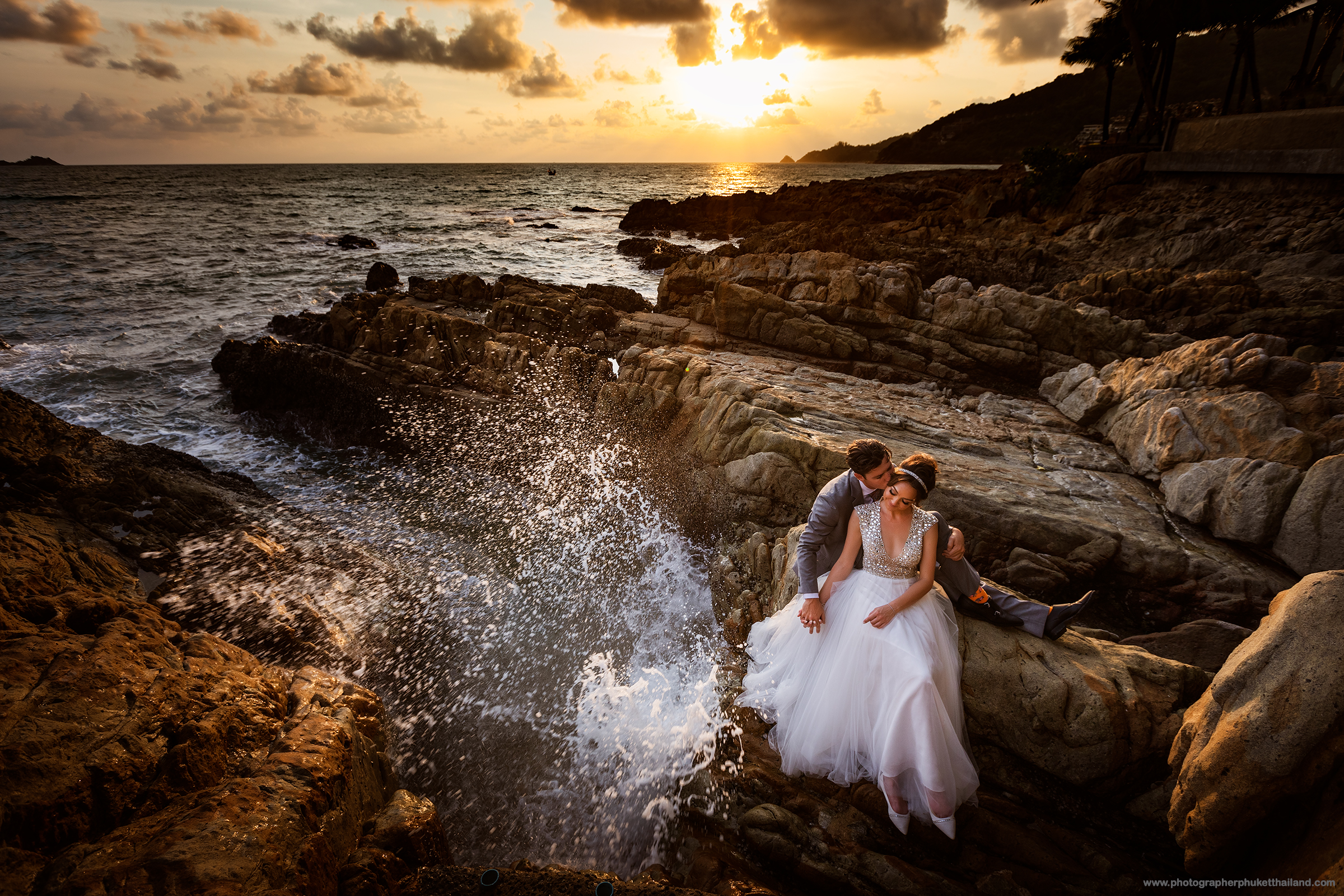 pre wedding photoshoot at kalim beach phuket