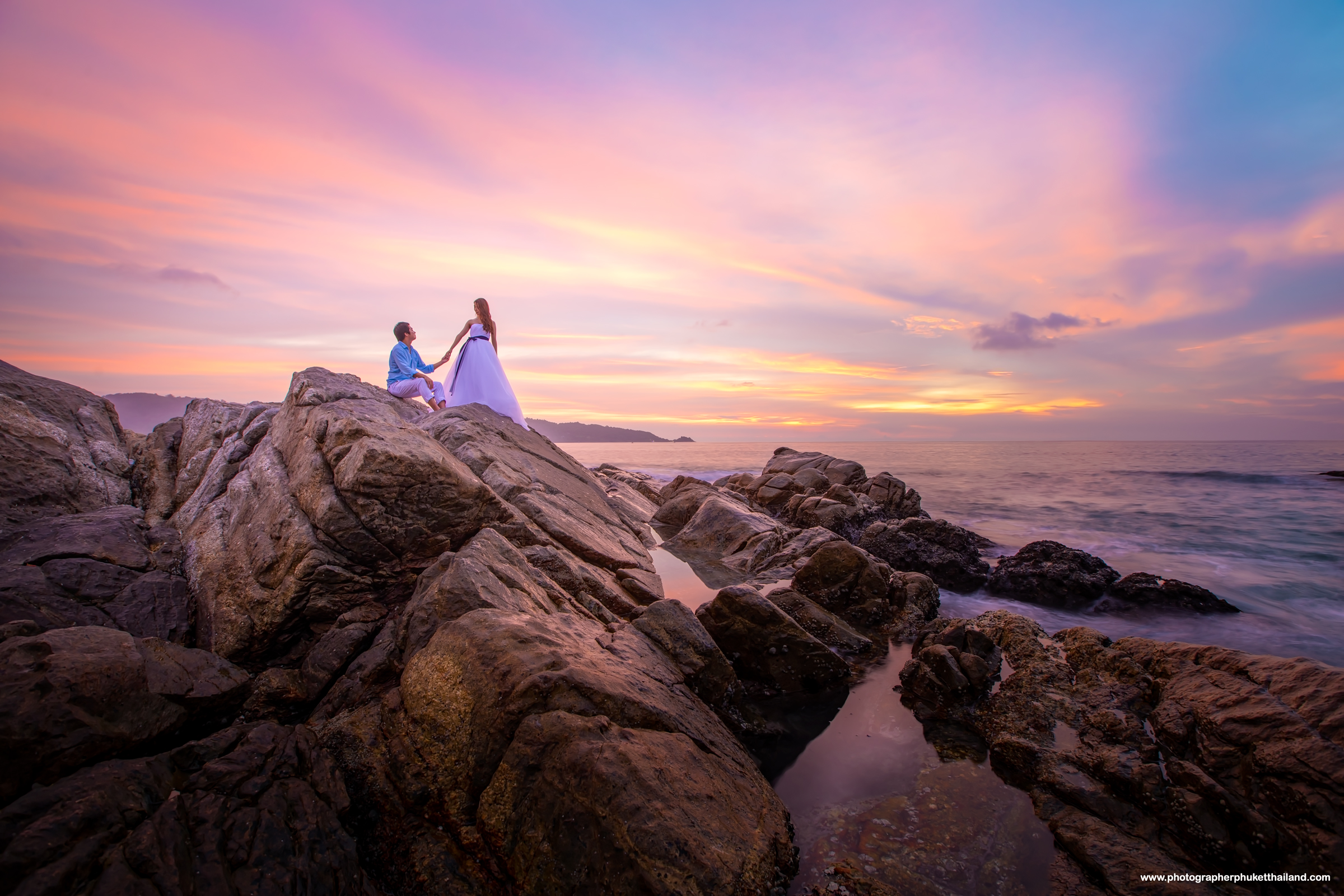 pre wedding photoshoot at kalim beach phuket