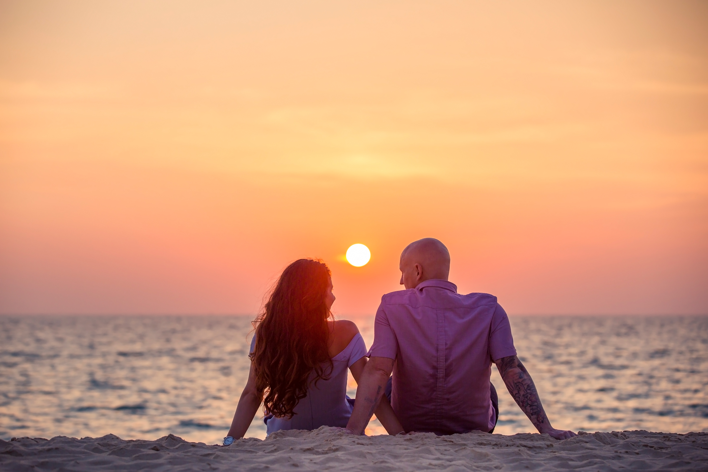 Honeymoon couple photoshoot at Surin beach Phuket