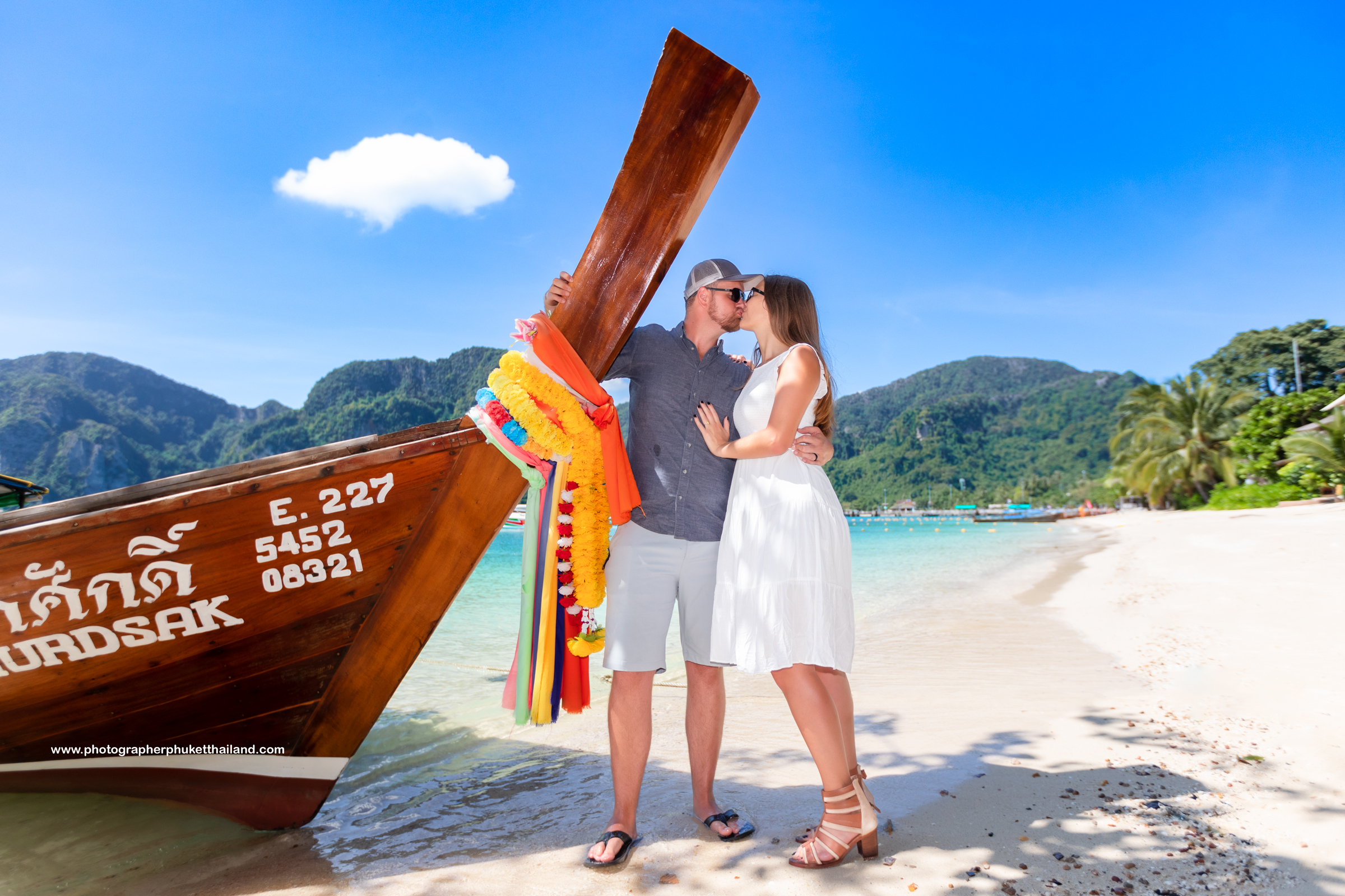 engagement photoshoot at ton sai beach phi phi island krabi