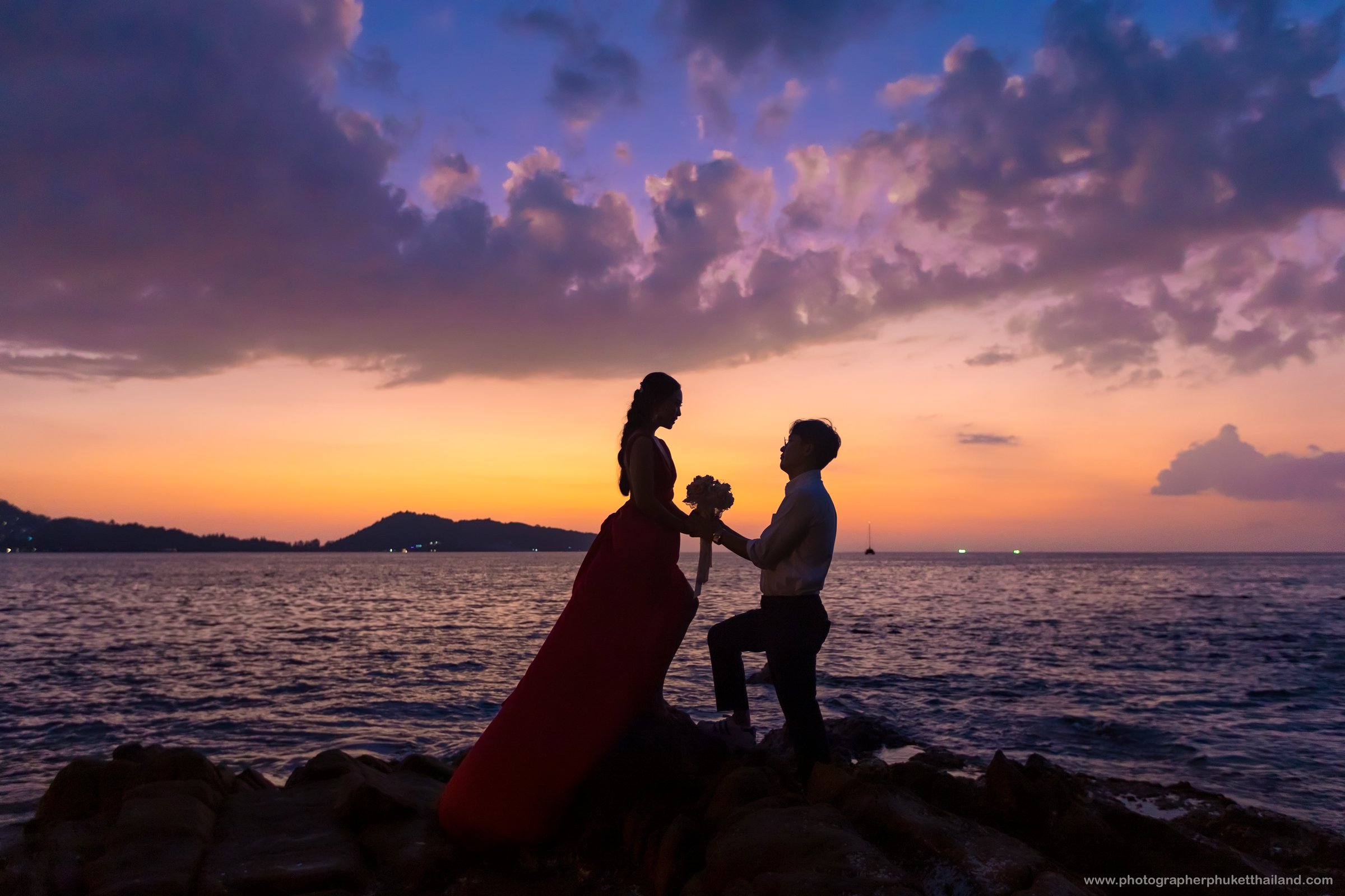pre wedding photoshoot kalim beach phuket