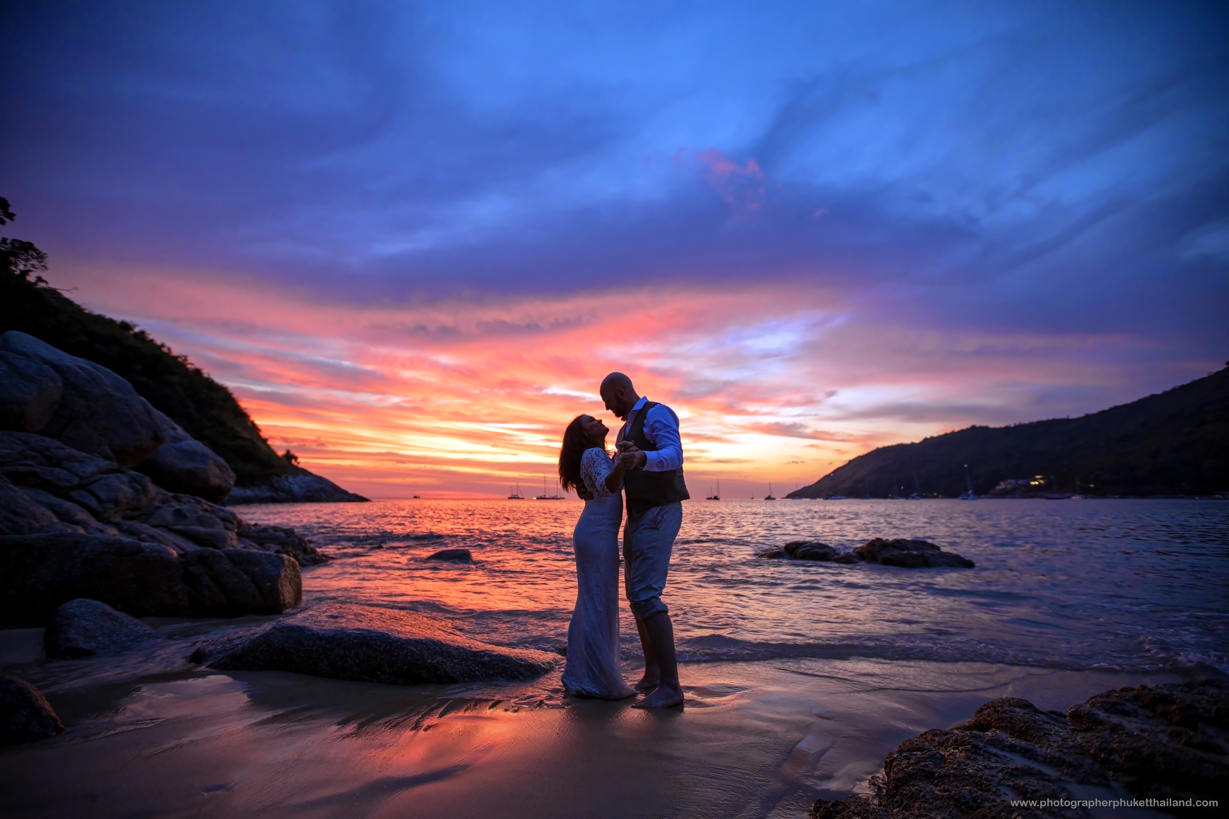 wedding photoshoot at naiharn beach phuket