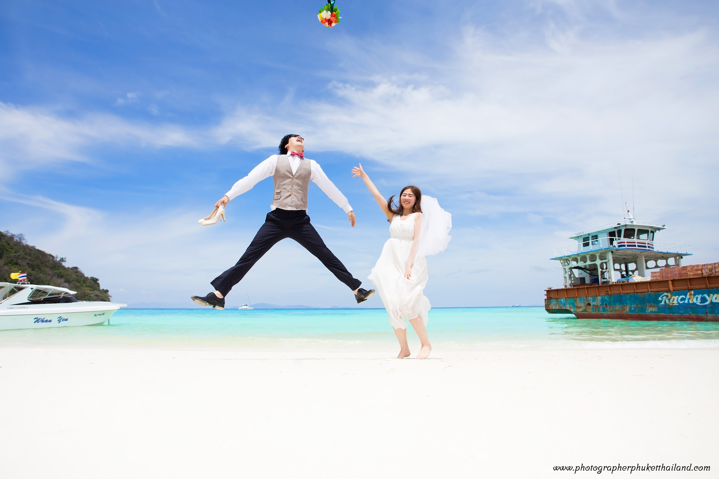 pre wedding photoshoot at Racha island Phuket
