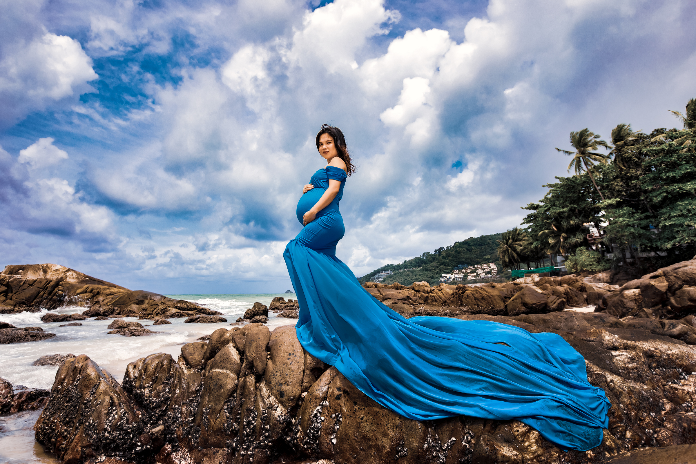 Maternity photography at kalim beach patong bay phuket