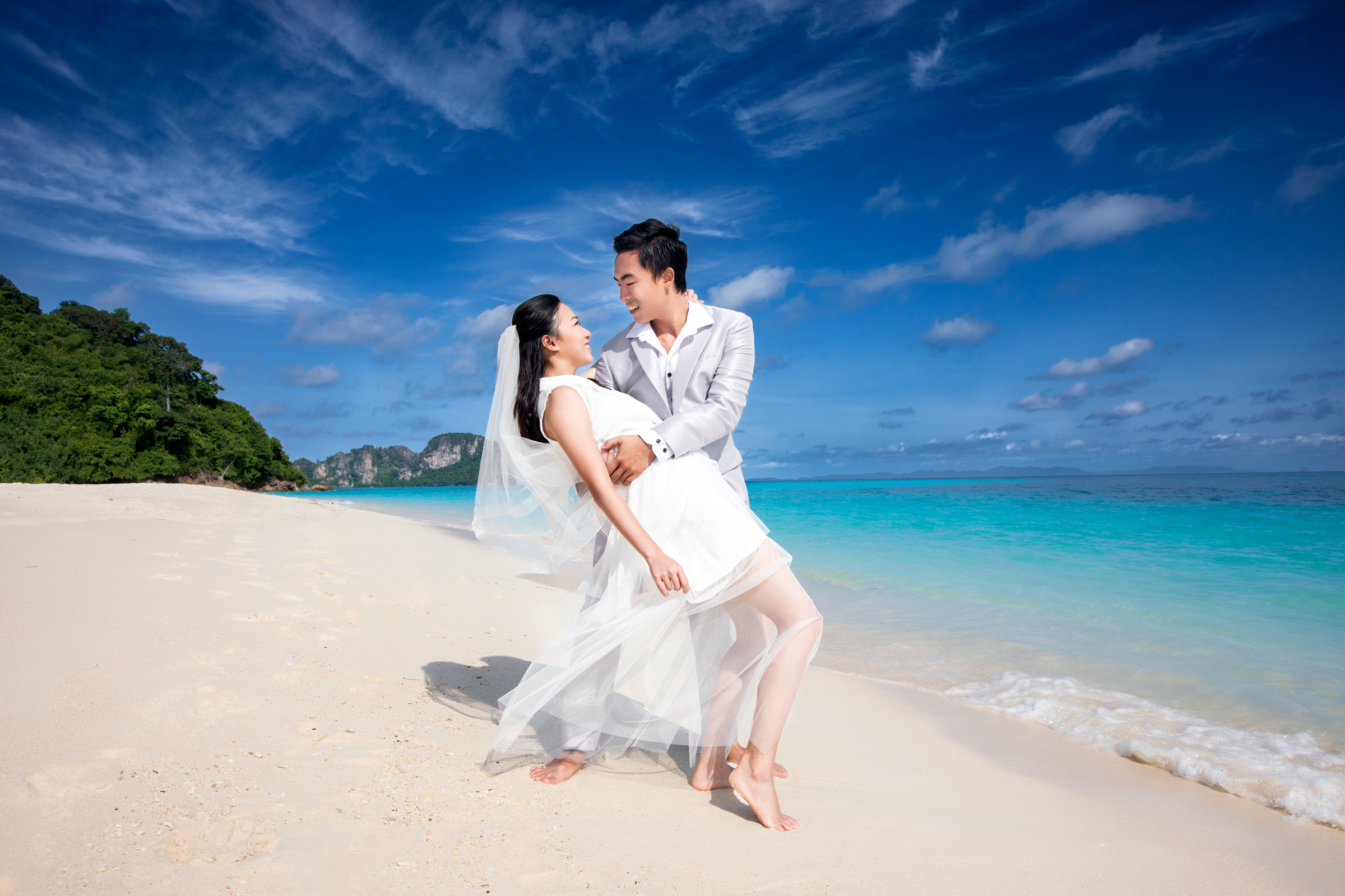 pre wedding photoshoot at Bamboo island Krabi