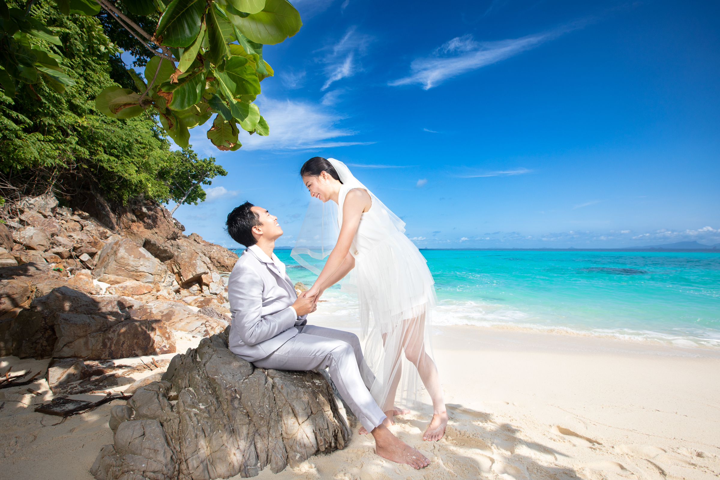 pre wedding photoshoot at Bamboo island Krabi