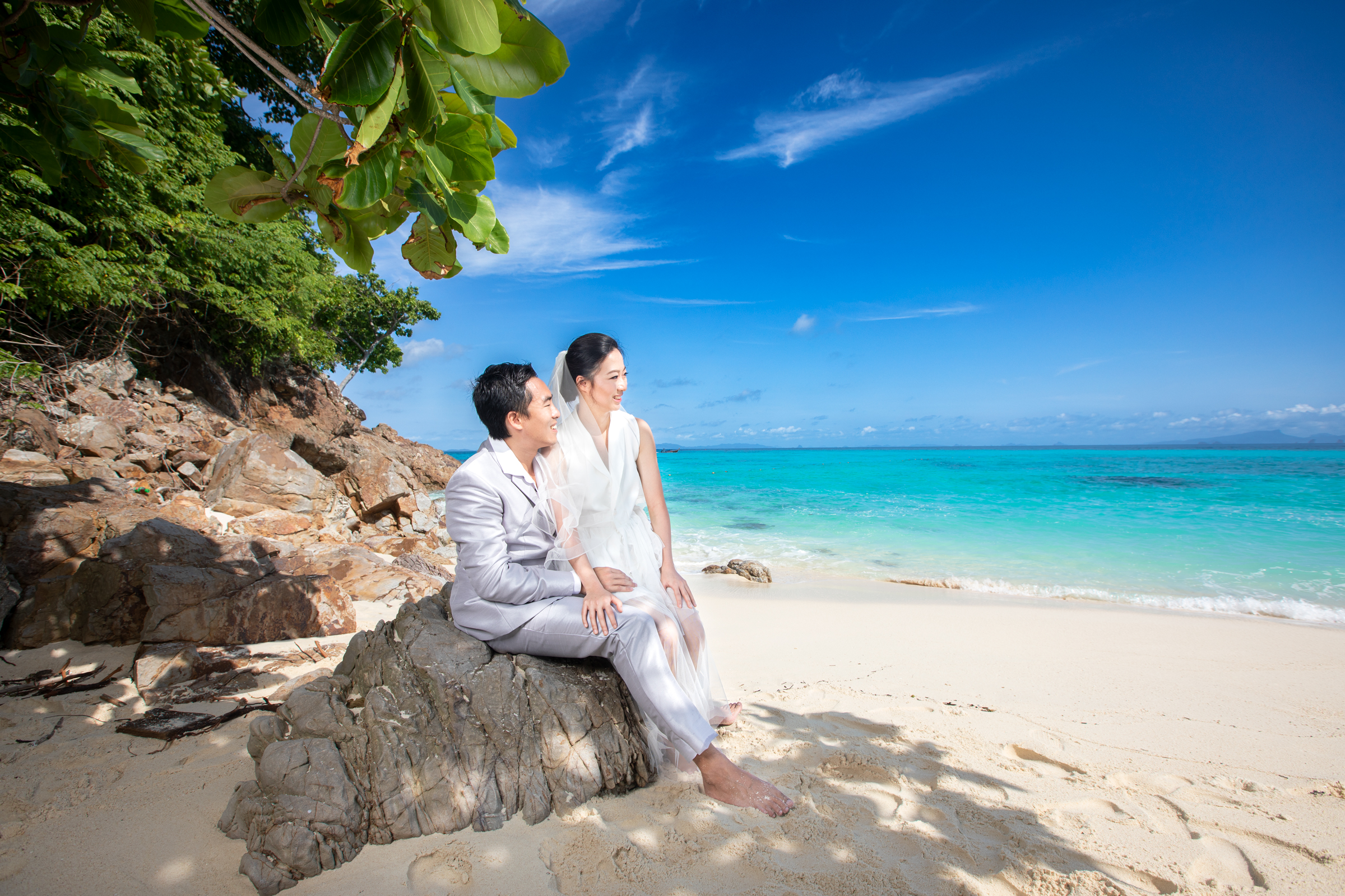 pre wedding photoshoot at Bamboo island Krabi