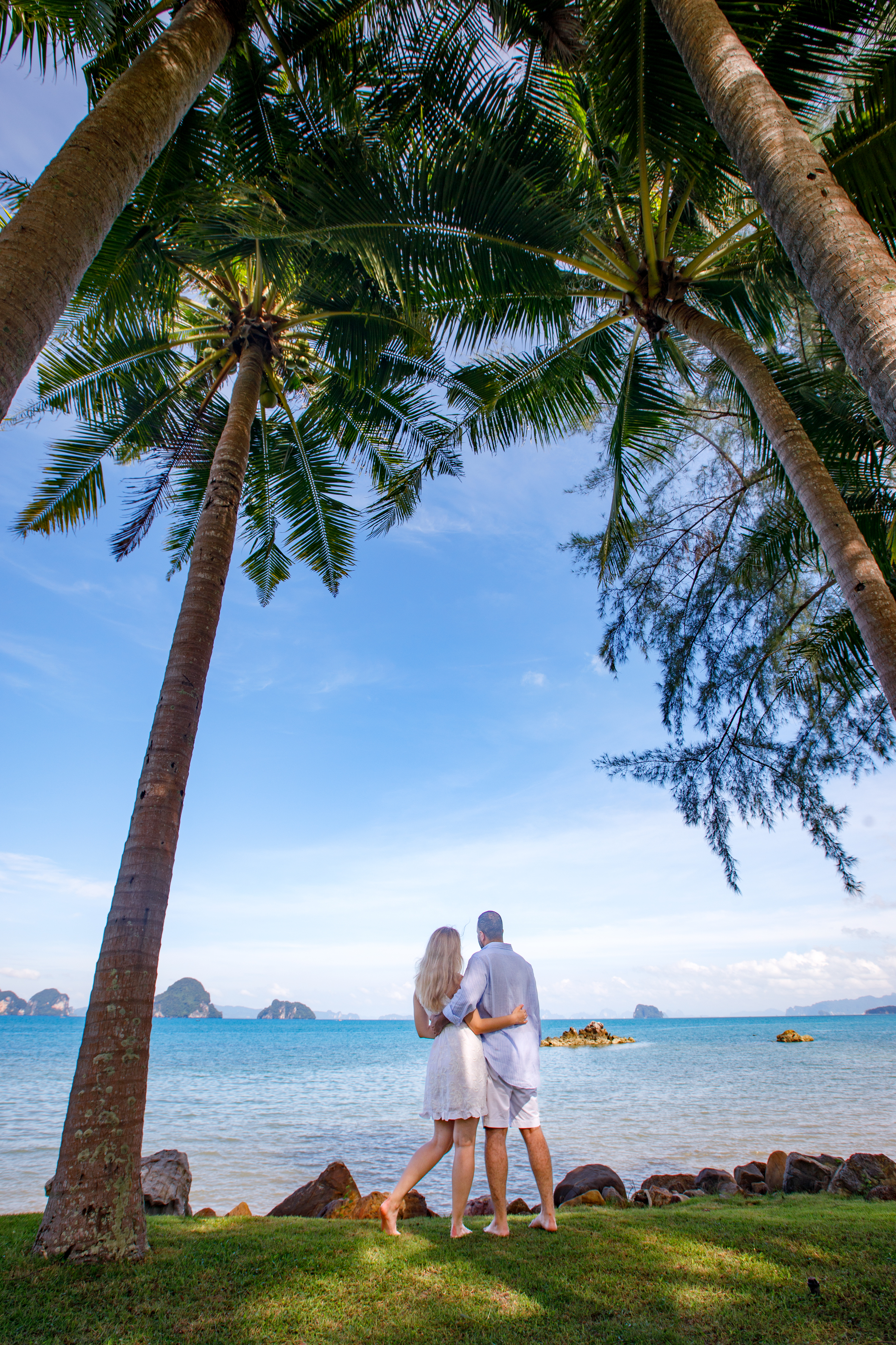 Honeymoon couple photoshoot at phulay bay krabi