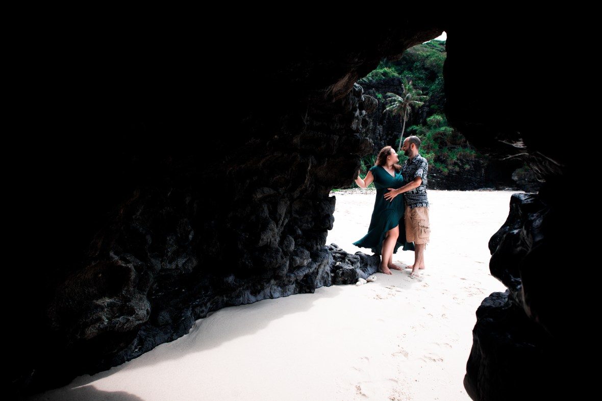 couple photography at nui bay phi phi island krabi