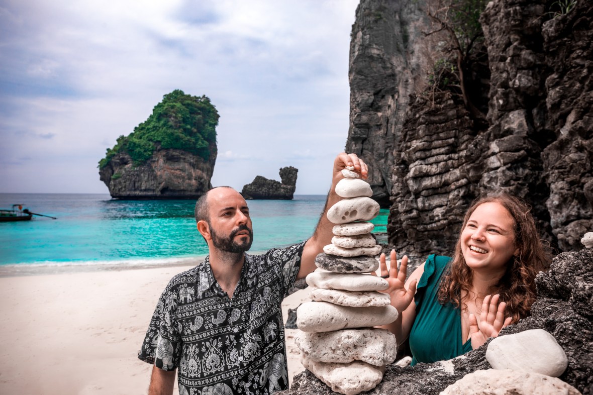 couple photography at nui bay phi phi island krabi