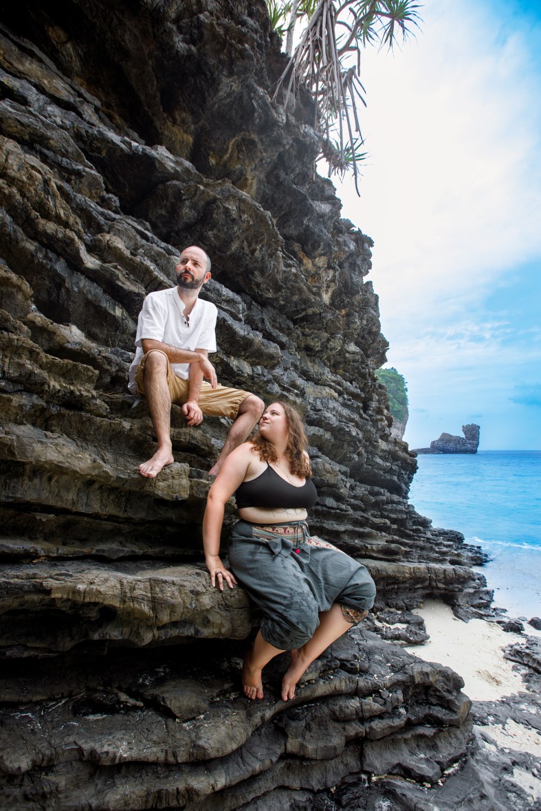couple photography at nui bay phi phi island krabi