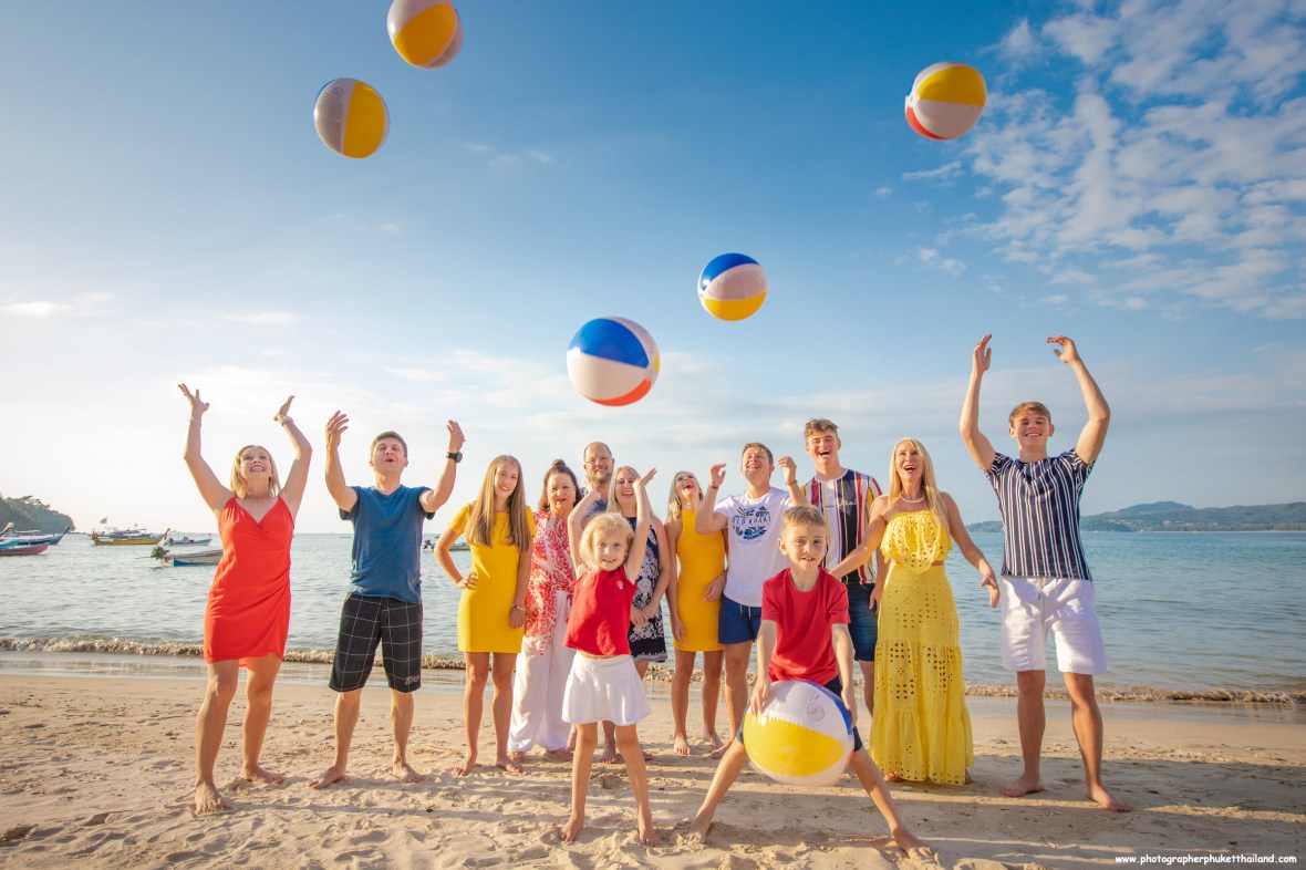 family reunion photography in phuket