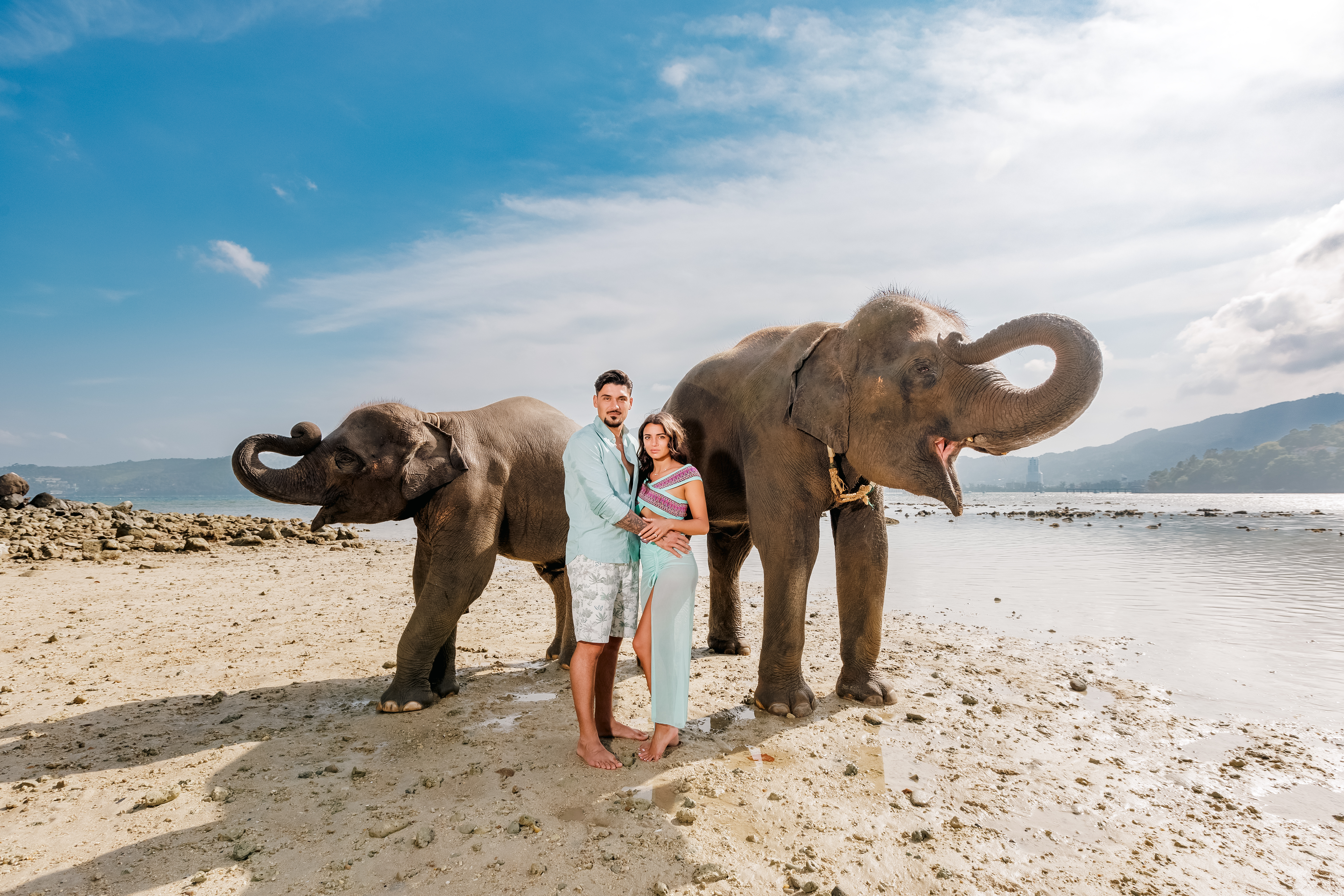couple photoshoot with elephants at lucky beach phuket