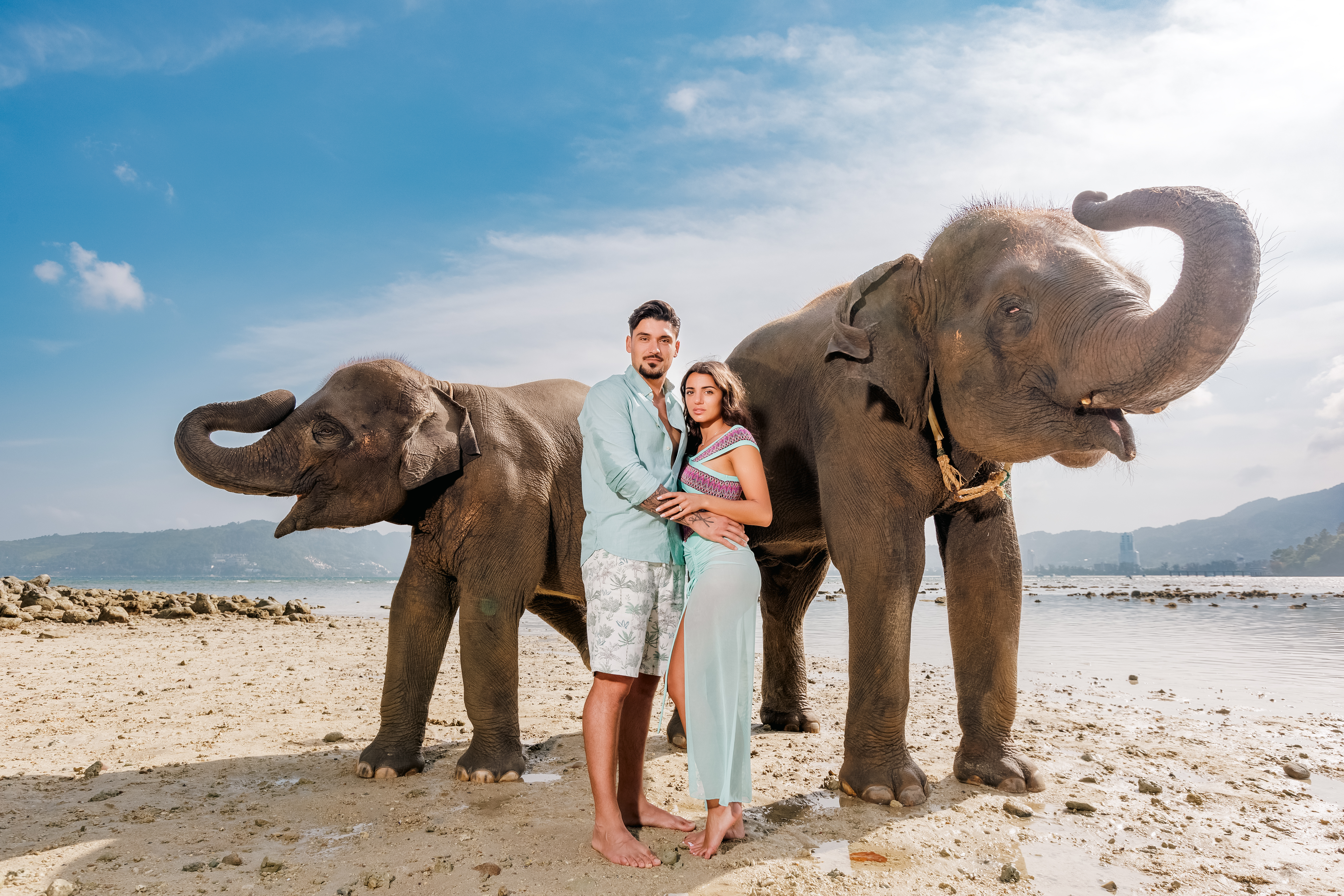 couple photoshoot with elephants at lucky beach phuket
