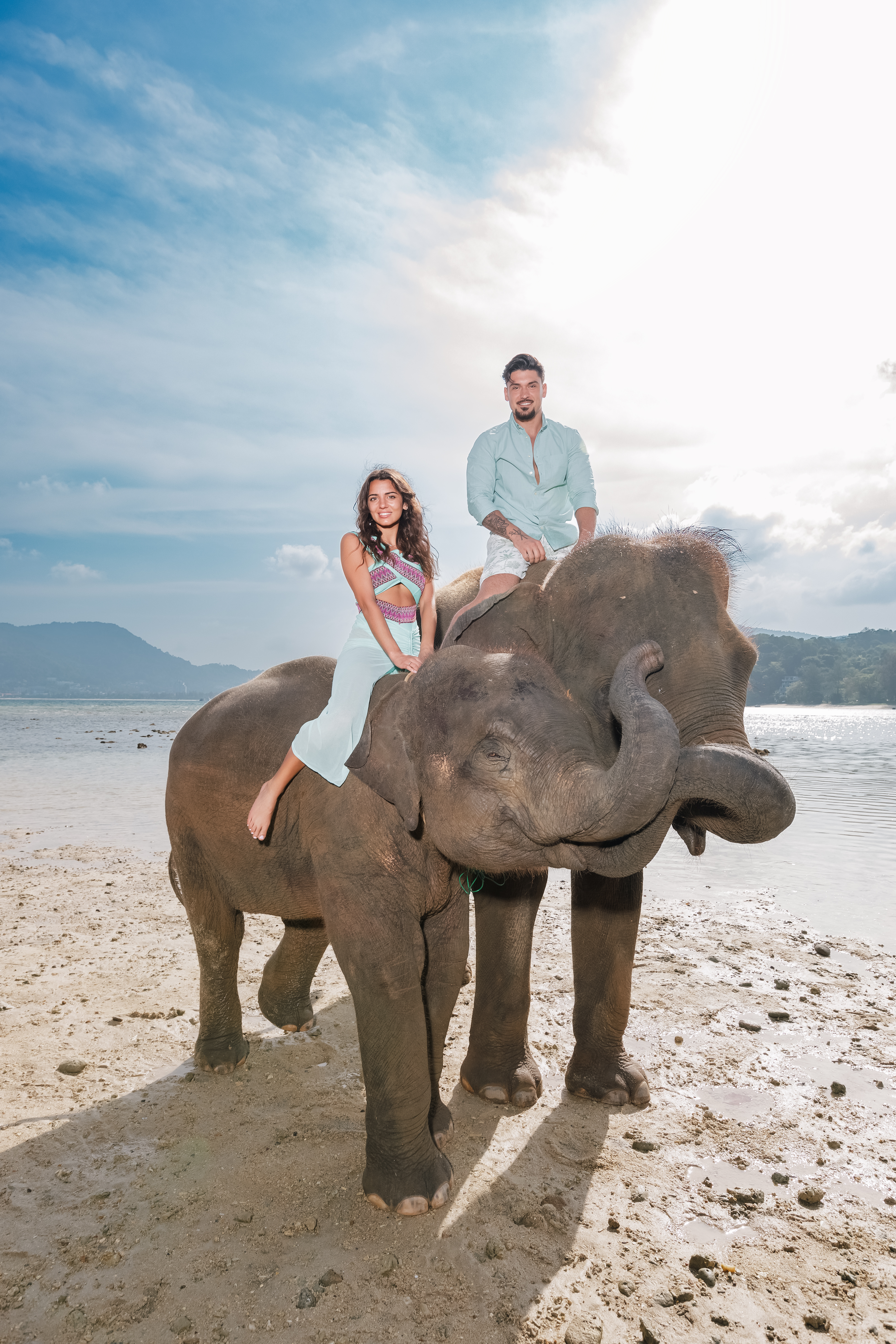 couple photoshoot with elephants at lucky beach phuket