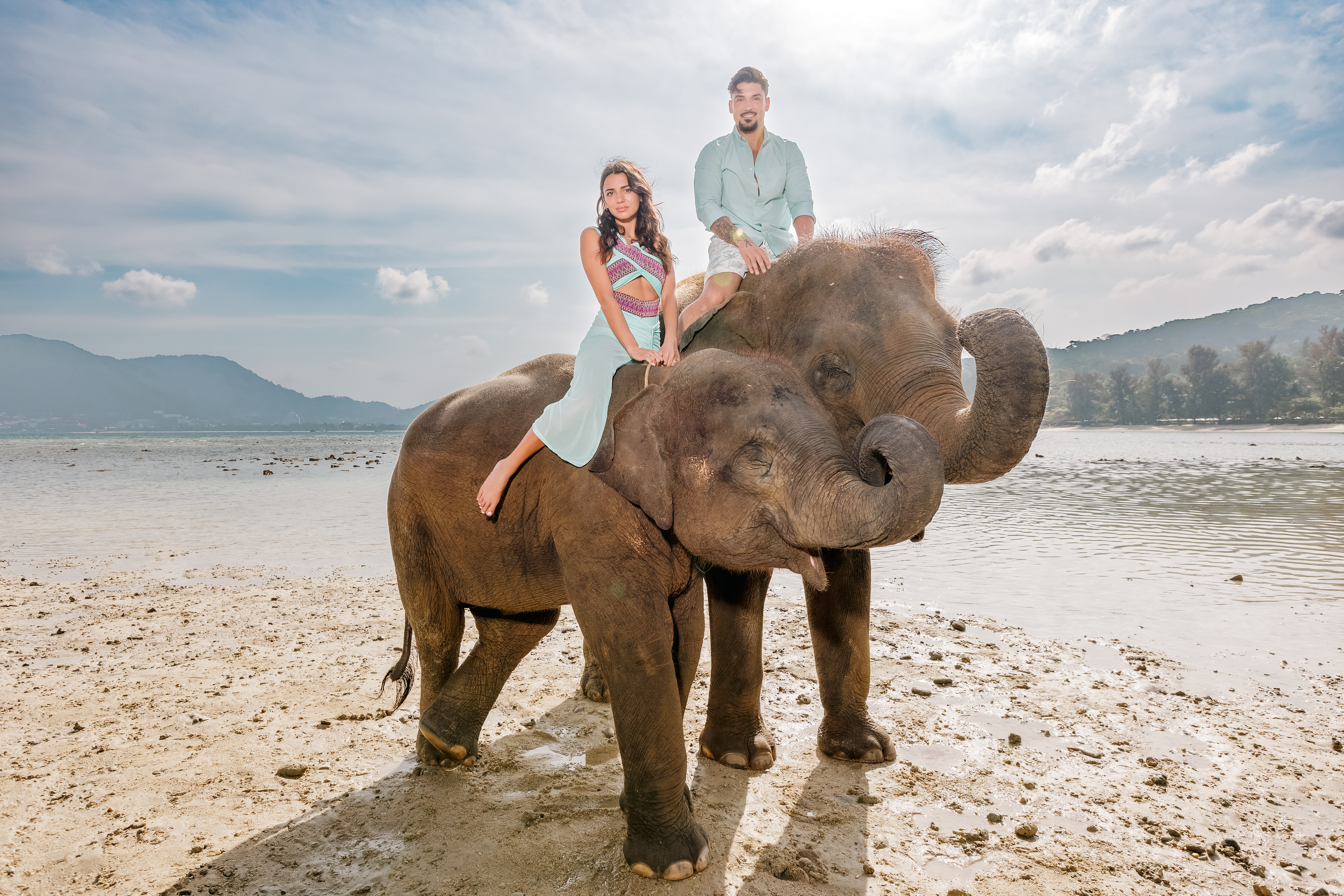 couple photoshoot with elephants at lucky beach phuket