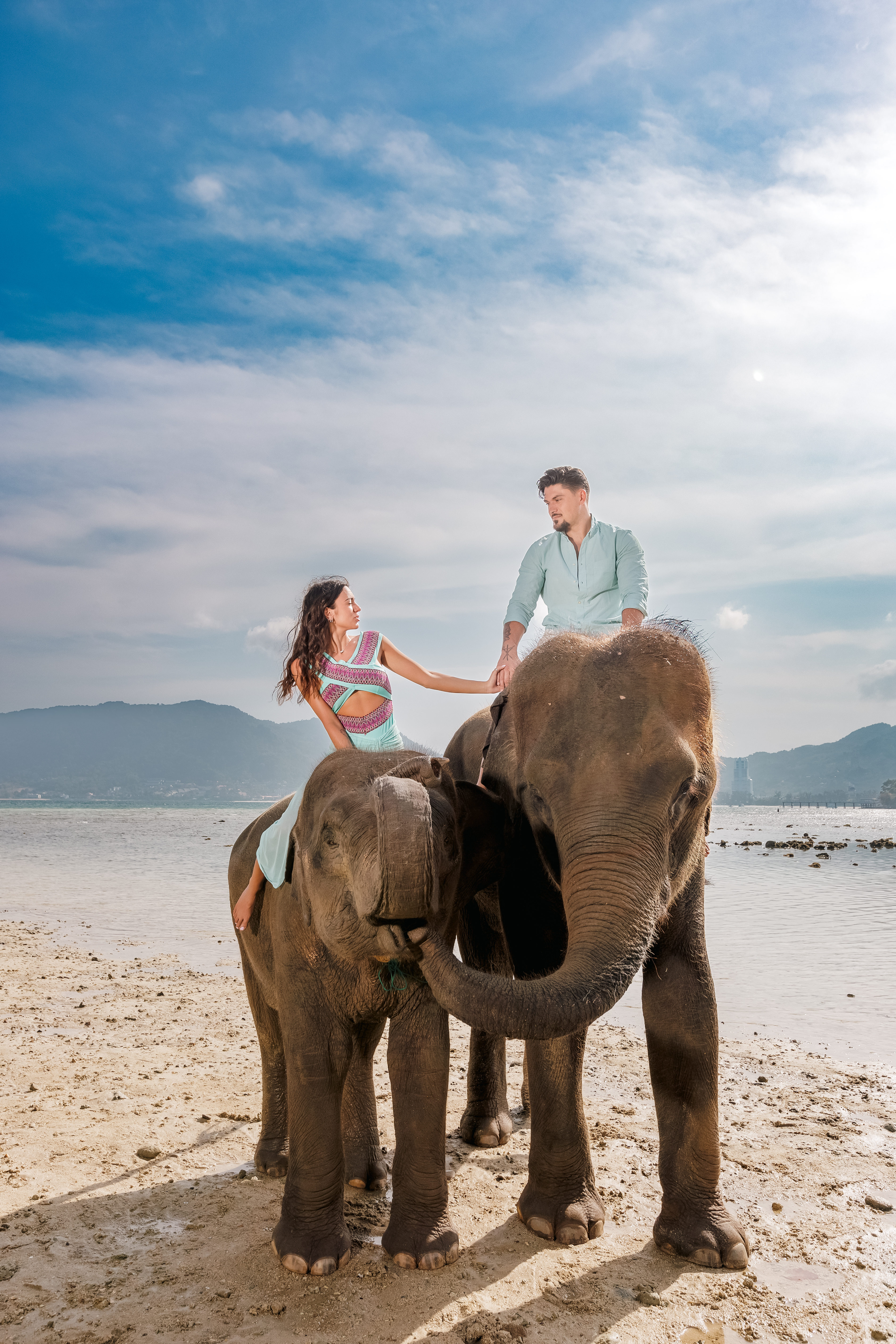 couple photoshoot with elephants at lucky beach phuket