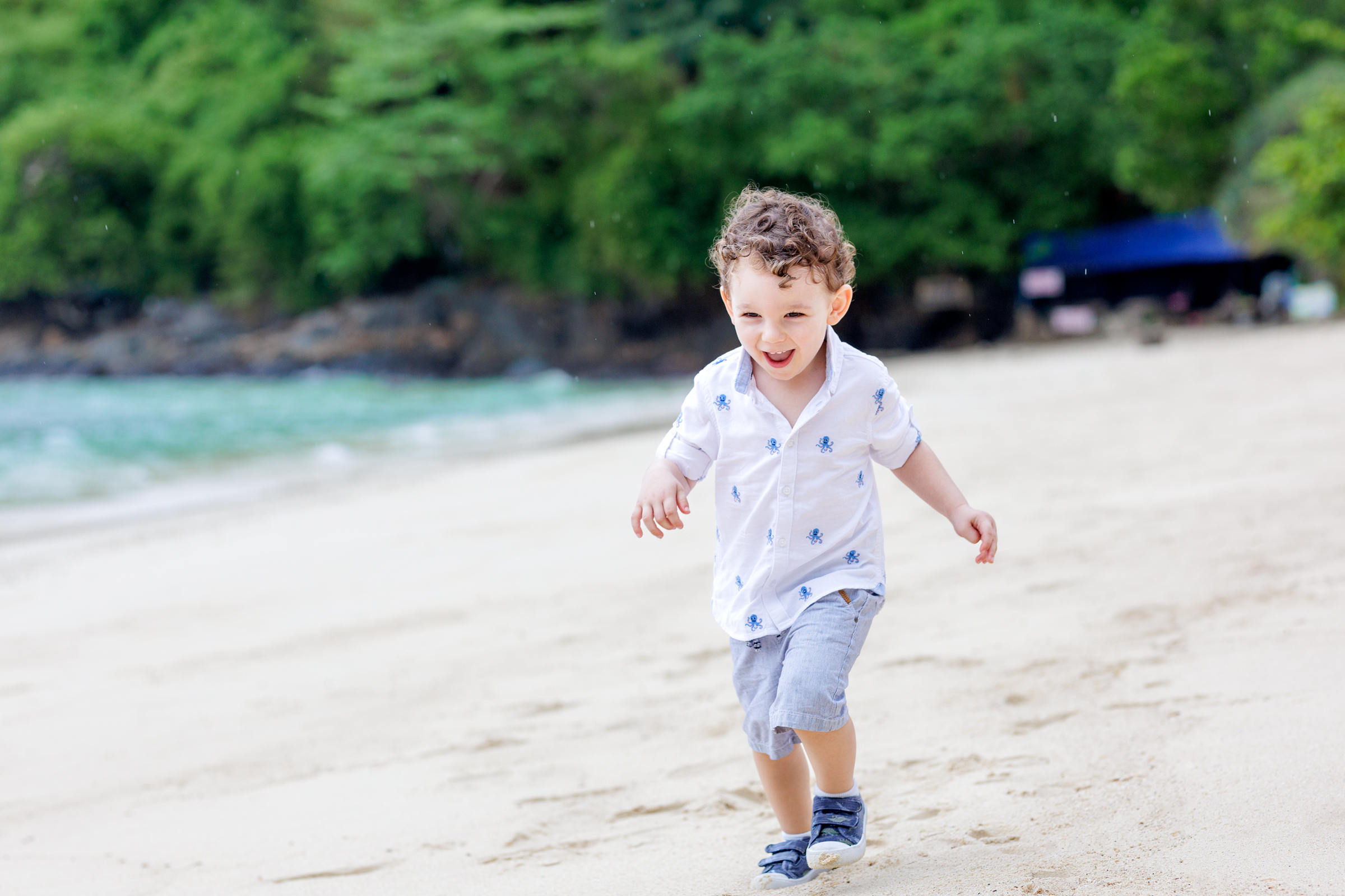 family photography at merlin beach phuket