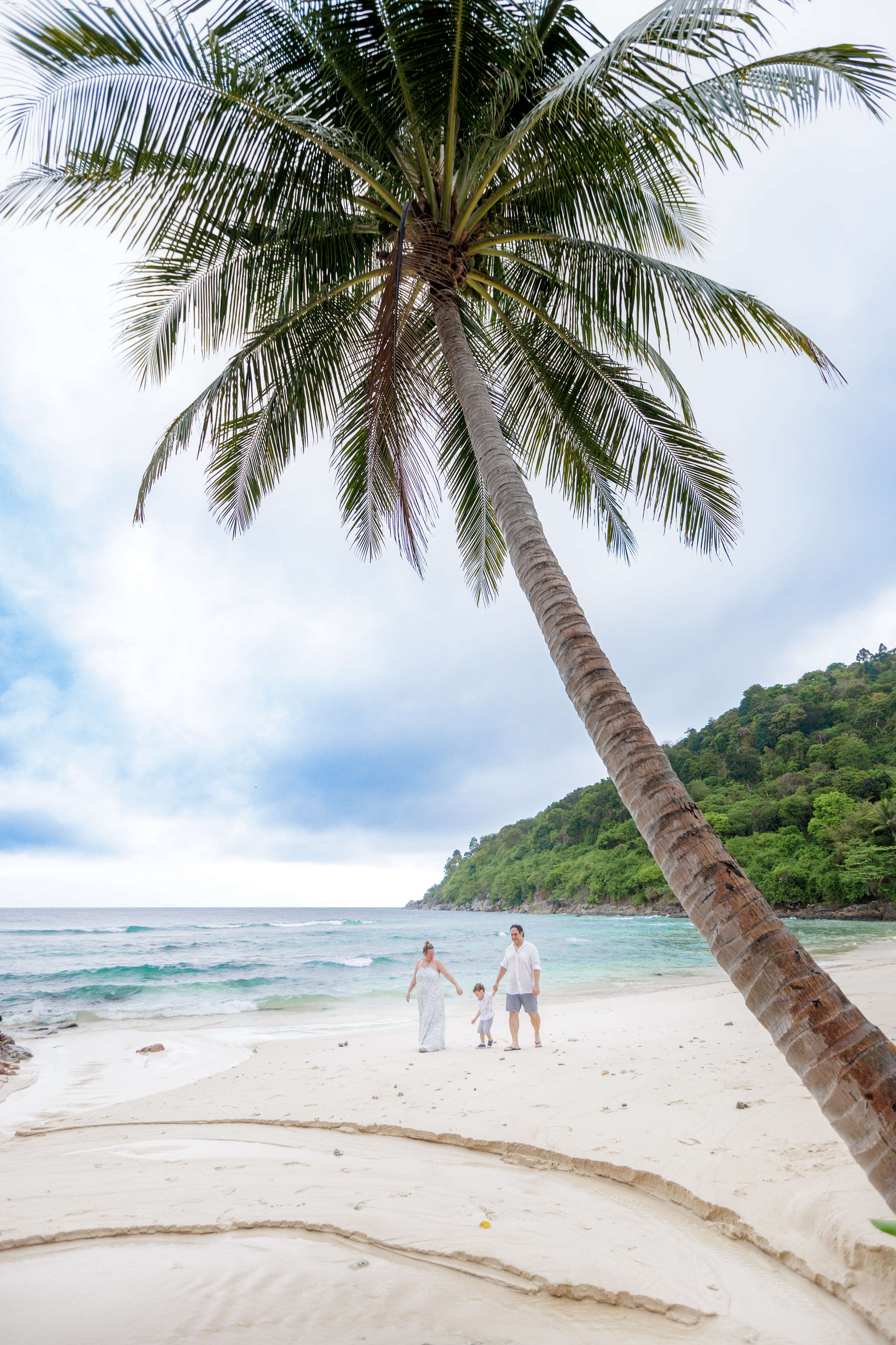 family photography at merlin beach phuket