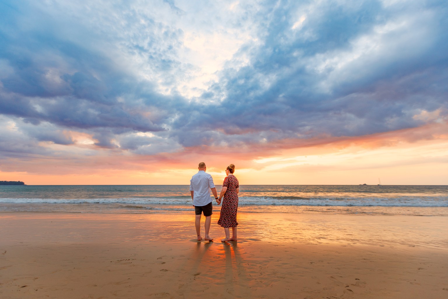 marriage proposal photoshoot as sunset at Le phang Phuket