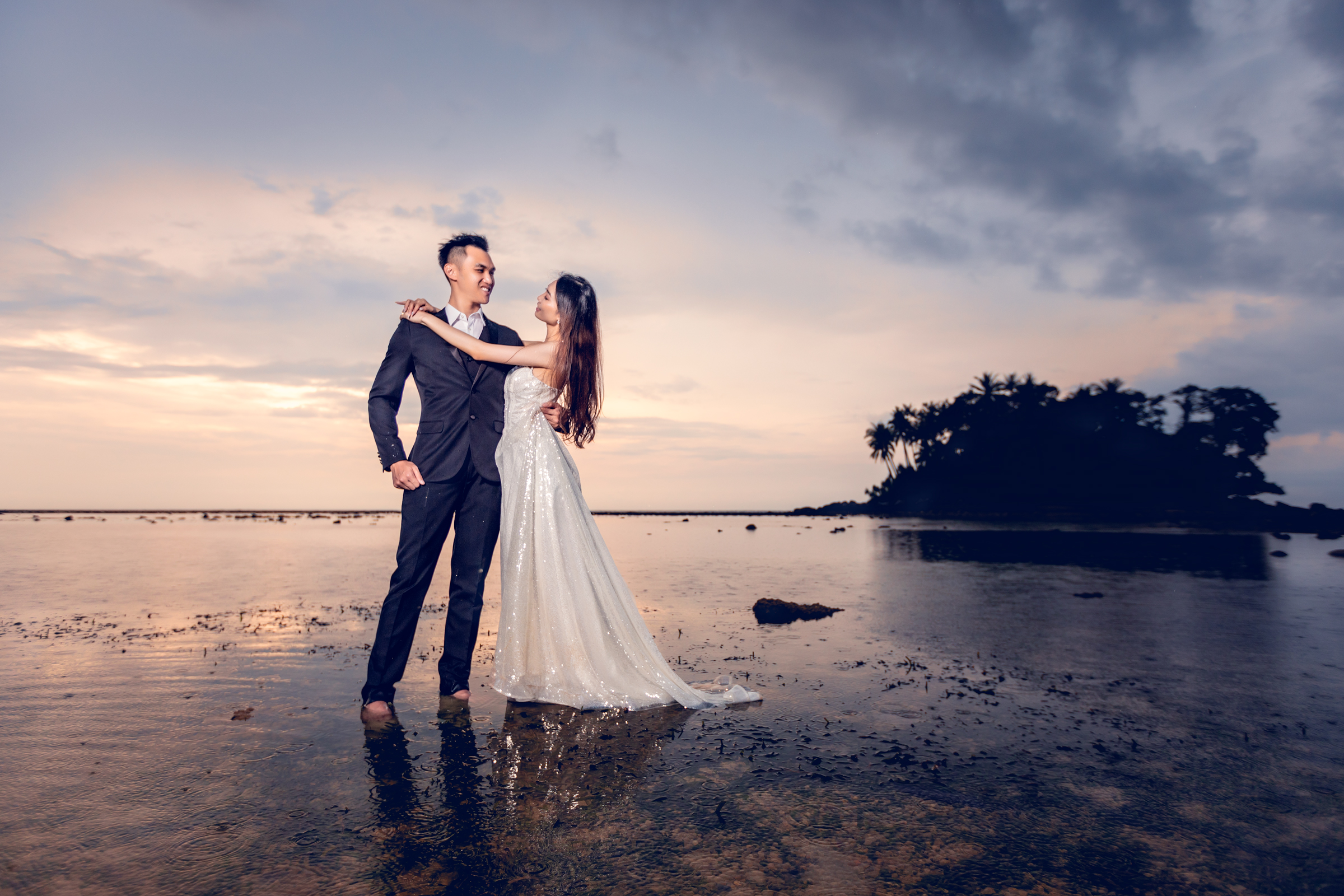 pre wedding photoshoot at koh pling naiyang beach phuket